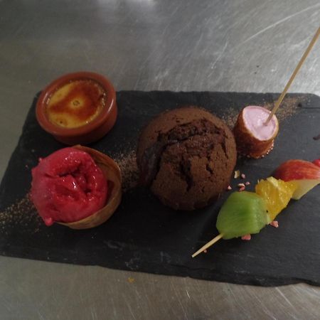 Logis Hotel Restaurant Le Commerce Guichen Экстерьер фото