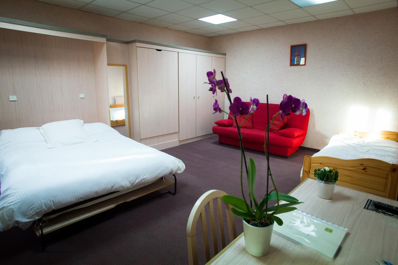 Logis Hotel Restaurant Le Commerce Guichen Номер фото